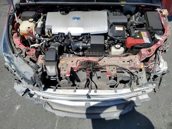 2017 TOYOTA PRIUS Three/Four/Four Adv — Engine bay