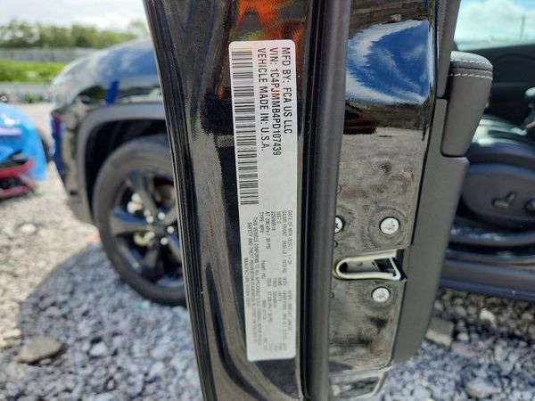 2023 JEEP CHEROKEE