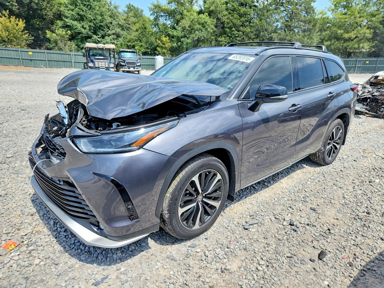 2022 TOYOTA HIGHLANDER XSE