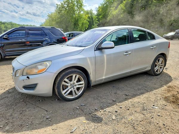 2012 VOLVO S60