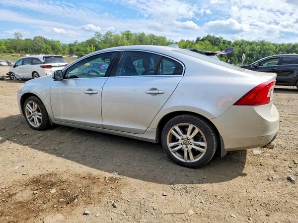 2012 VOLVO S60
