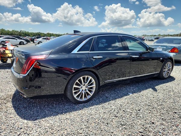 2017 CADILLAC CT6