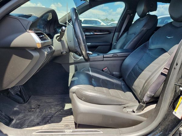 2017 CADILLAC CT6