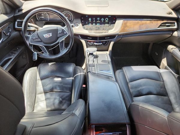 2017 CADILLAC CT6