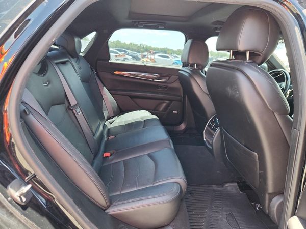 2017 CADILLAC CT6