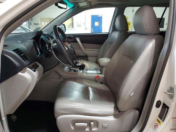 2013 TOYOTA HIGHLANDER Base/Hybrid — DENT