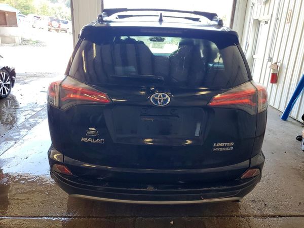 2018 TOYOTA RAV4 Ltd