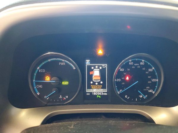 2018 TOYOTA RAV4 Ltd