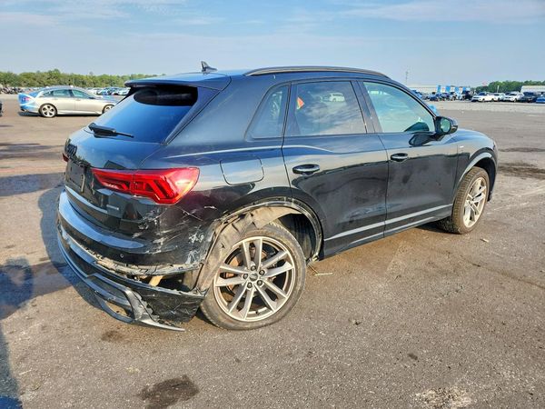 2022 AUDI Q3
