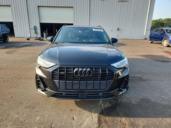 2022 AUDI Q3
