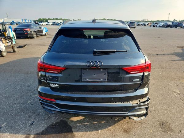 2022 AUDI Q3