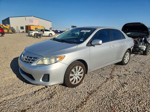 2013 TOYOTA COROLLA