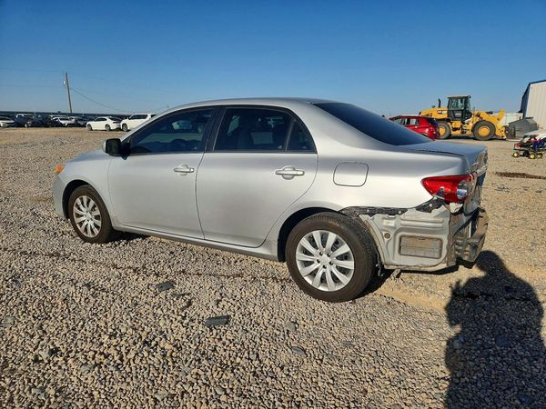 2013 TOYOTA COROLLA