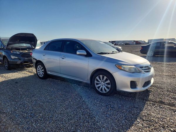 2013 TOYOTA COROLLA