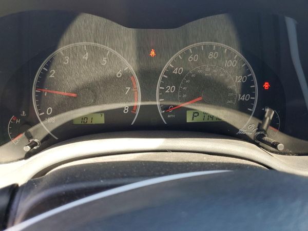 2013 TOYOTA COROLLA