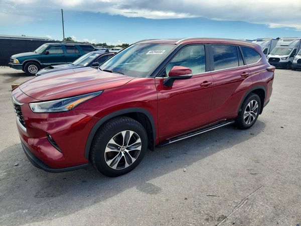 2024 TOYOTA HIGHLANDER