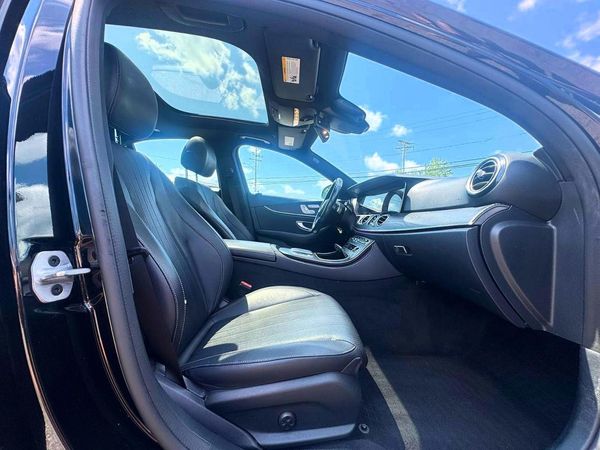 2022 MERCEDES-BENZ E E350