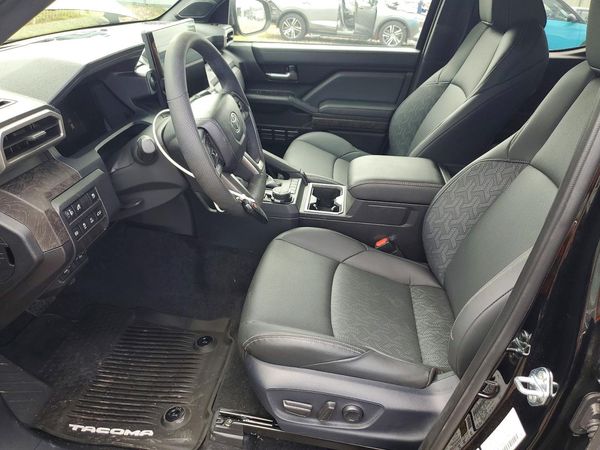 2025 TOYOTA TACOMA