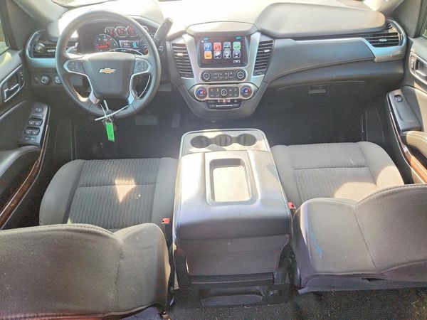 2017 CHEVROLET TAHOE LS