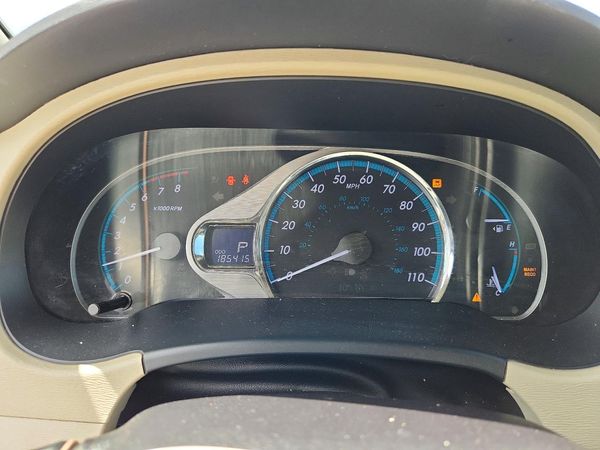 2014 TOYOTA SIENNA