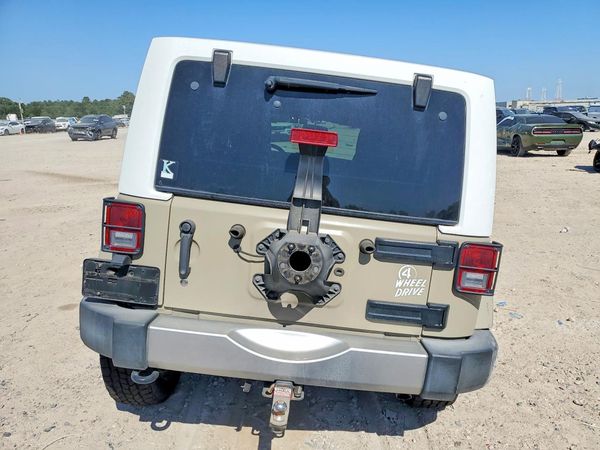 2017 JEEP WRANGLER UNLIMITED SAHARA 4X4