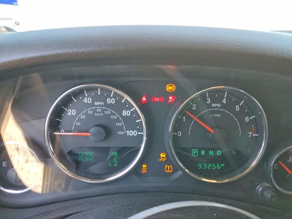 2017 JEEP WRANGLER UNLIMITED SAHARA 4X4