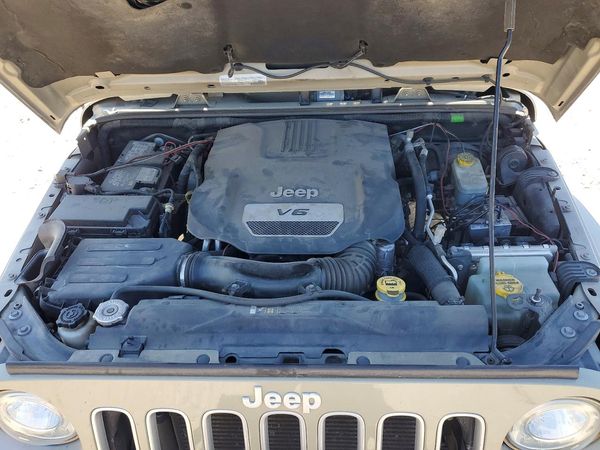 2017 JEEP WRANGLER UNLIMITED SAHARA 4X4