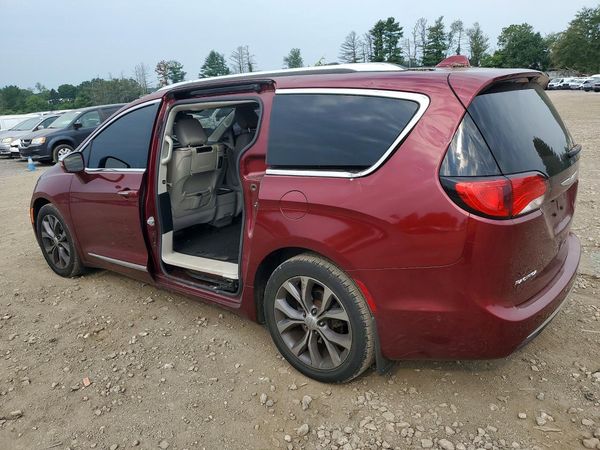 2017 CHRYSLER PACIFICA