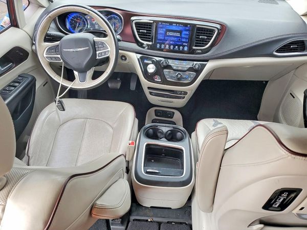 2017 CHRYSLER PACIFICA