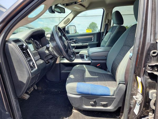 2015 RAM 2500 SLT — DENT