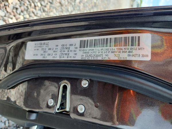 2015 RAM 2500 SLT — VINS