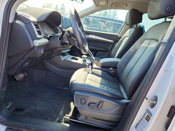 2025 AUDI Q5 quattro Premium