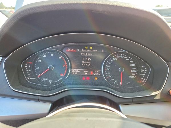 2025 AUDI Q5 quattro Premium