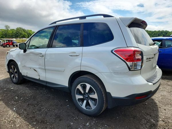 2018 SUBARU FORESTER Premium+ES