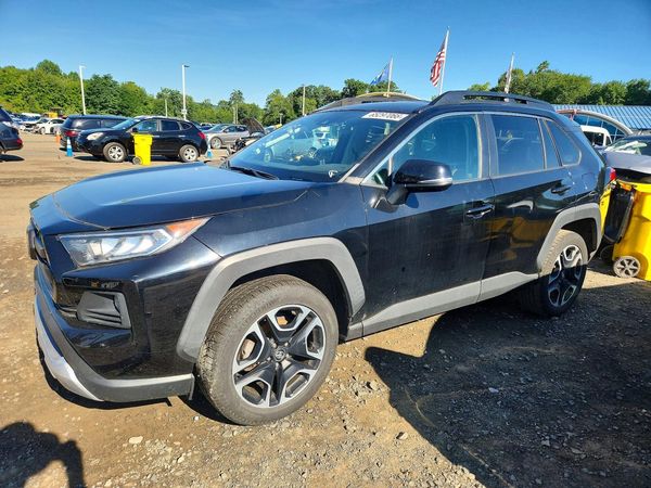 2020 TOYOTA RAV4 Adventure