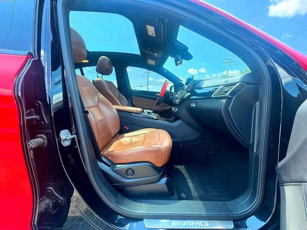 2019 MERCEDES-BENZ E E300-4M