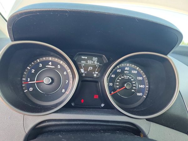 2013 HYUNDAI ELANTRA