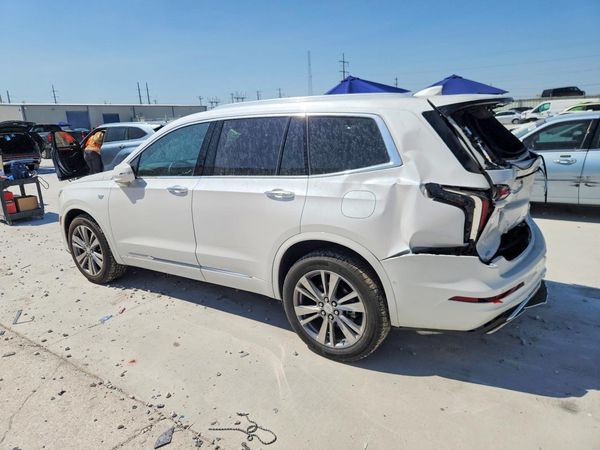 2025 CADILLAC XT6