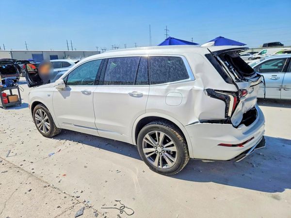 2025 CADILLAC XT6