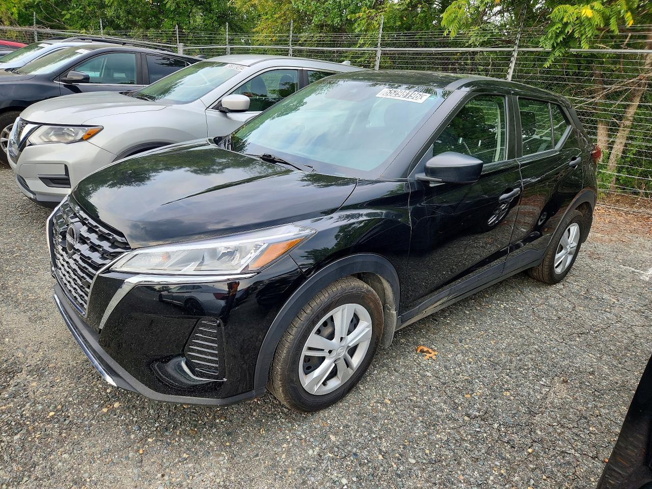 2022 NISSAN KICKS S
