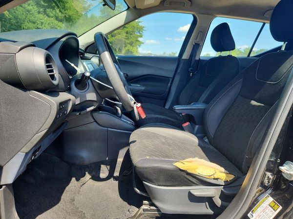 2022 NISSAN KICKS S