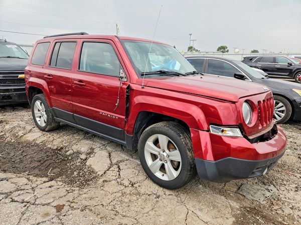 2016 JEEP PATRIOT Sport — Passenger 3/4
