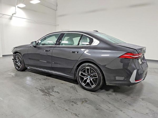 2027 BMW 540 xDrive