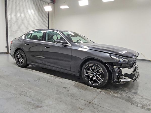 2027 BMW 540 xDrive