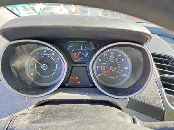 2015 HYUNDAI ELANTRA