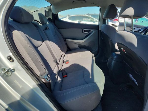 2015 HYUNDAI ELANTRA