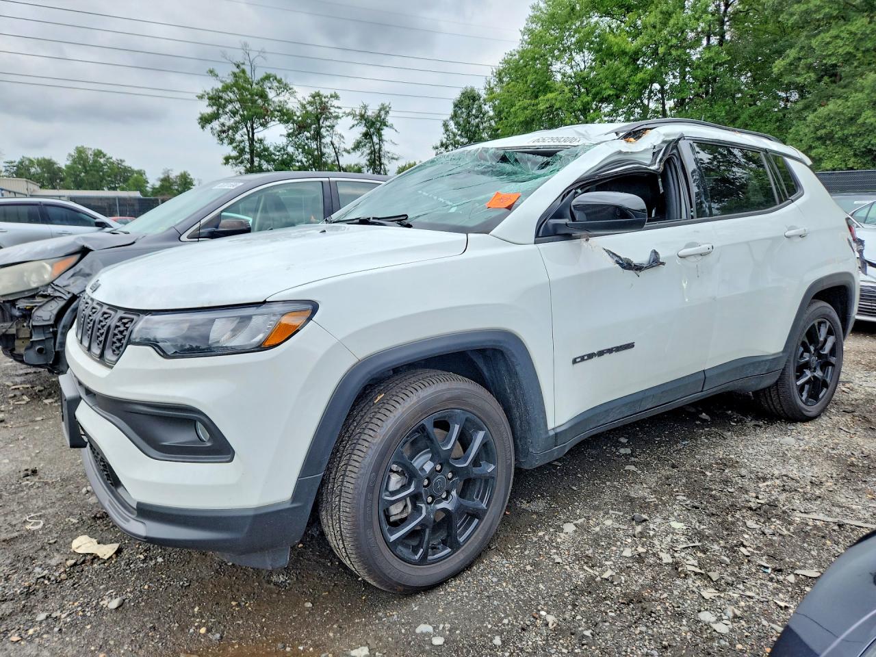 2025 JEEP COMPASS North, Latitude