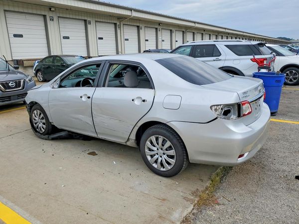 2013 TOYOTA COROLLA