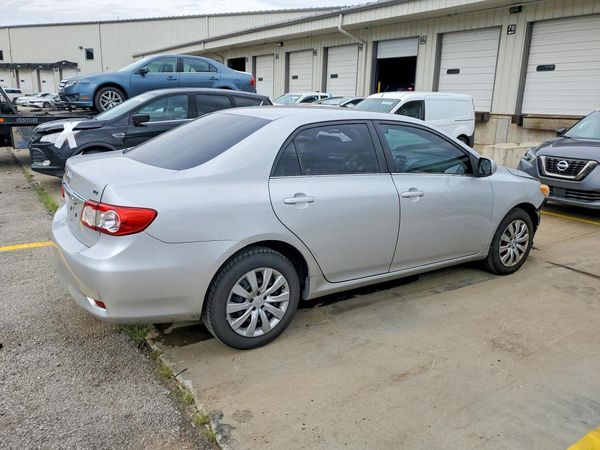 2013 TOYOTA COROLLA