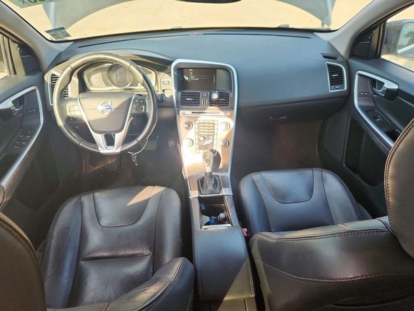 2016 VOLVO XC60 SV33 Premier